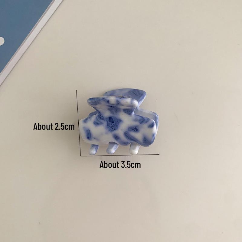 Retro Blue & White Porcelain Pattern Acetate Hair Claw