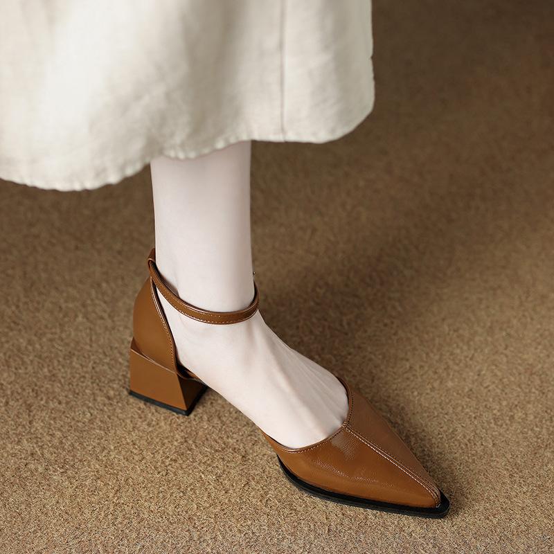 8716-1 pointed high heels women's 2025 spring and summer new temperament word with hollow bag head sandals