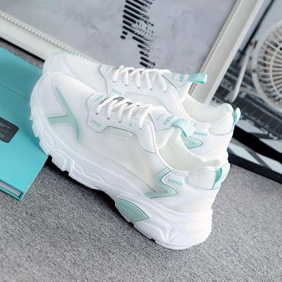 Baskets d'été pour femmes, respirantes pour l'été, nouvelles étudiantes, polyvalentes, style Harajuku, chaussures blanches en maille, chaussures à surface en maille pour femmes
