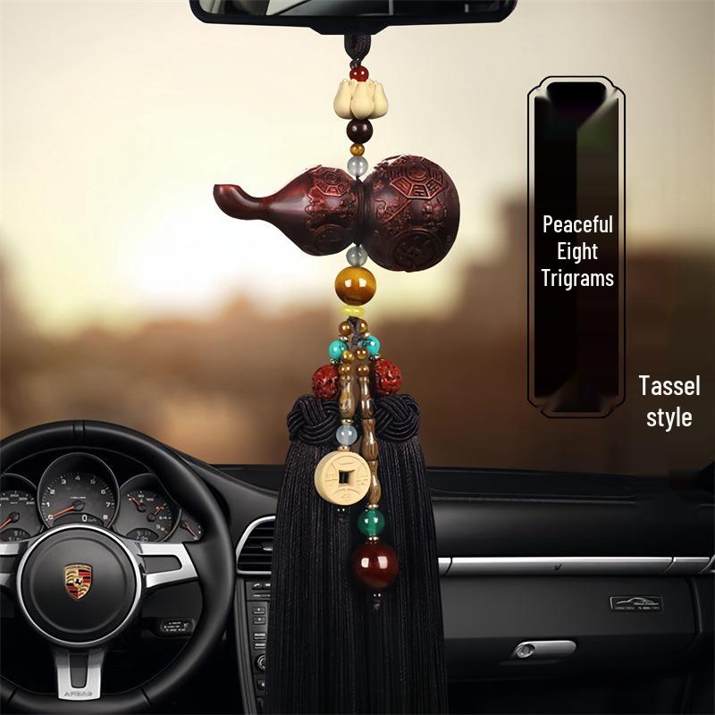 Peach Wood Gourd Car Pendant - Rearview Mirror Hanging Ornament for Safe Travel.