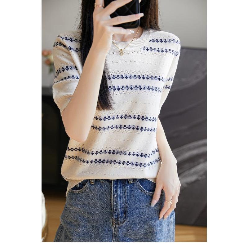 Summer New Round Neck Short-sleeved Sweater Hollow Pullover Fashion Jacquard Top
