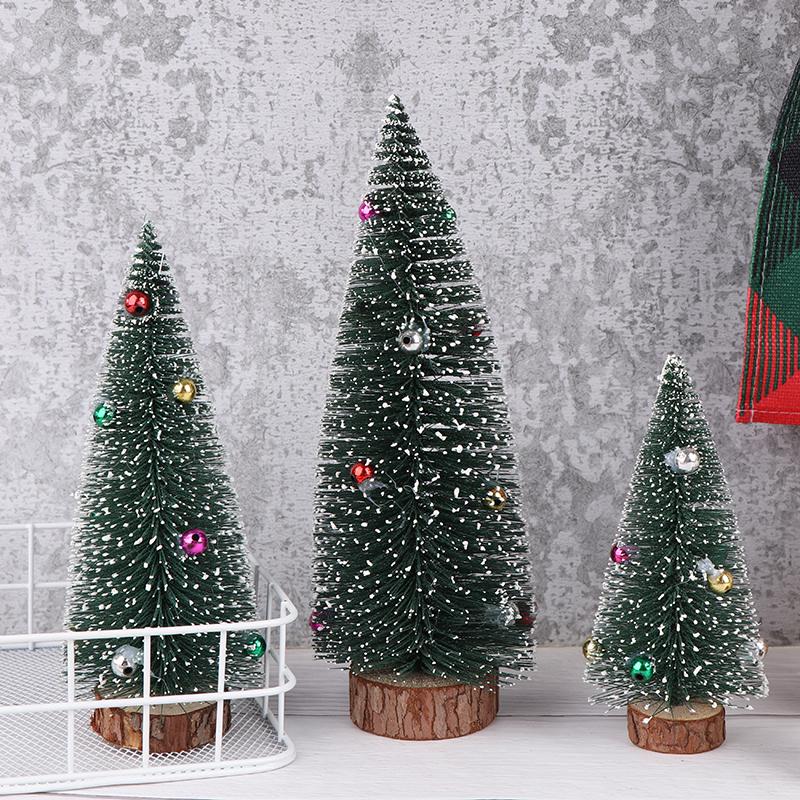 1Pcs Miniature Christmas Tree Artificial Sisal Snow Landscape Architecture Small Tabletop Decor for Holiday Crafts