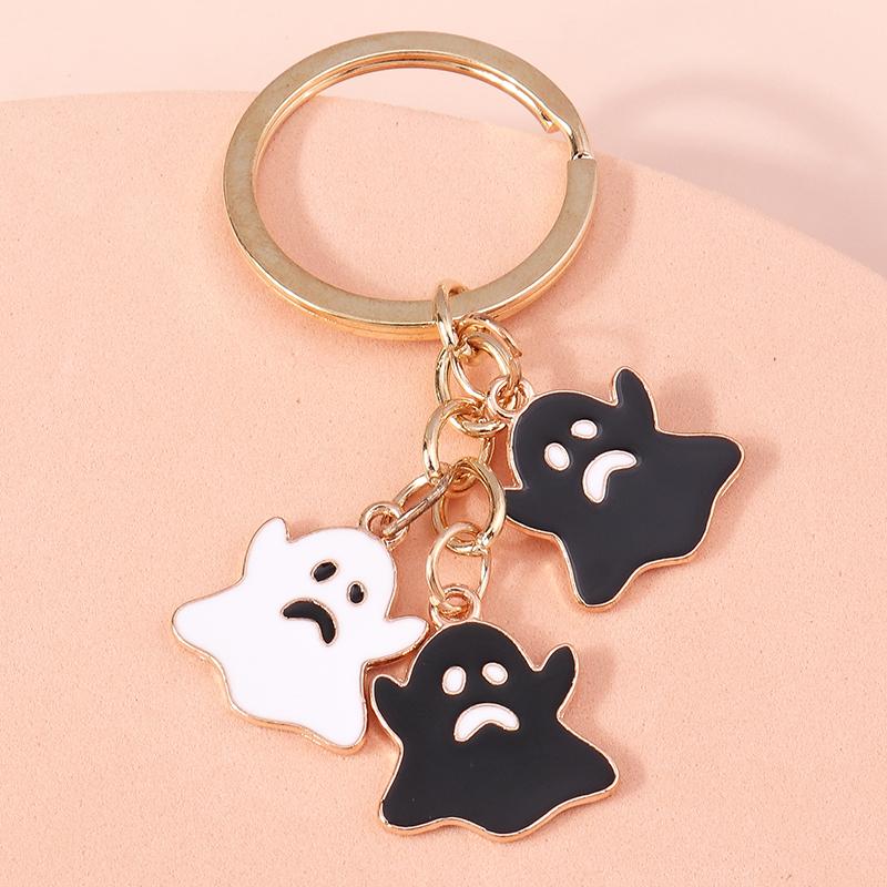 Cute Enamel Ghost Keychain Halloween Witch Pumpkin Bat Keyring Pendants for Car Key Holder Handbag Decor Jewelry  Accessories