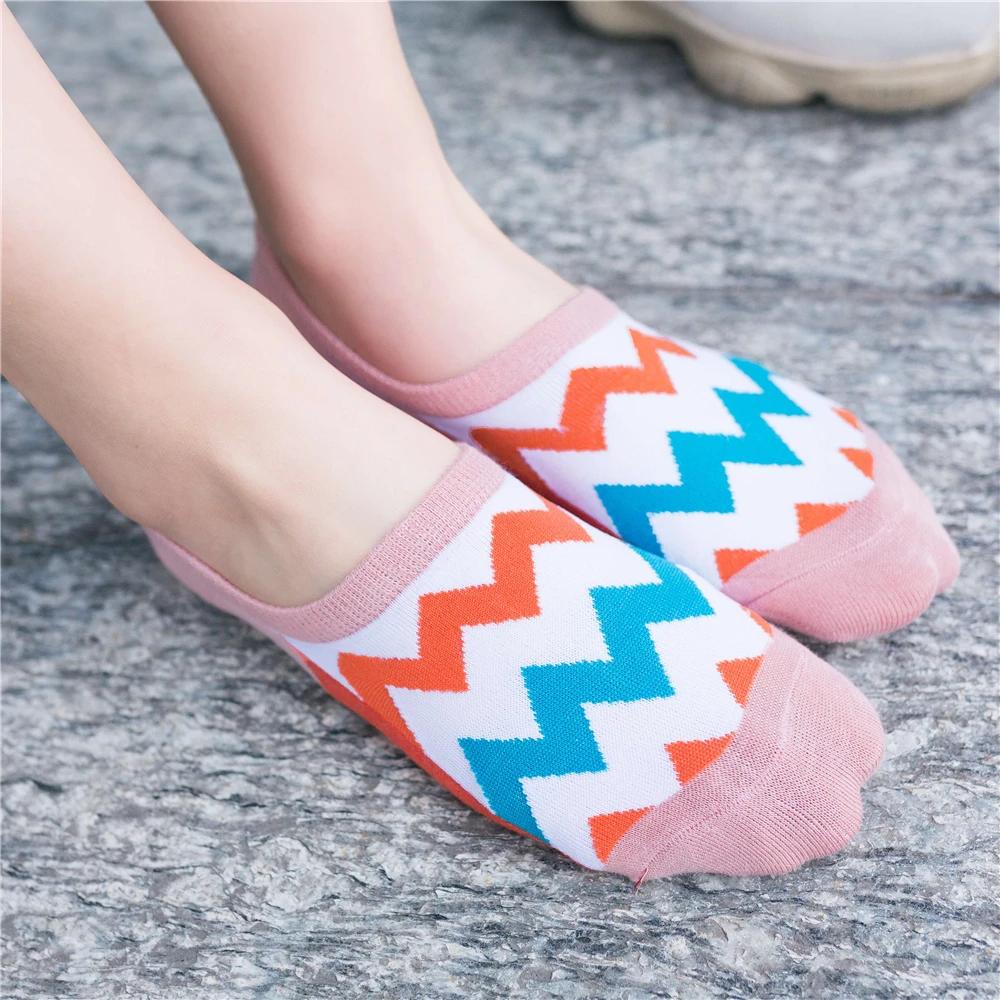 2 Paar / Los Fröhlicher Sommer Mode Herrensocken Retro Bunt Streifen Gitter Lingge