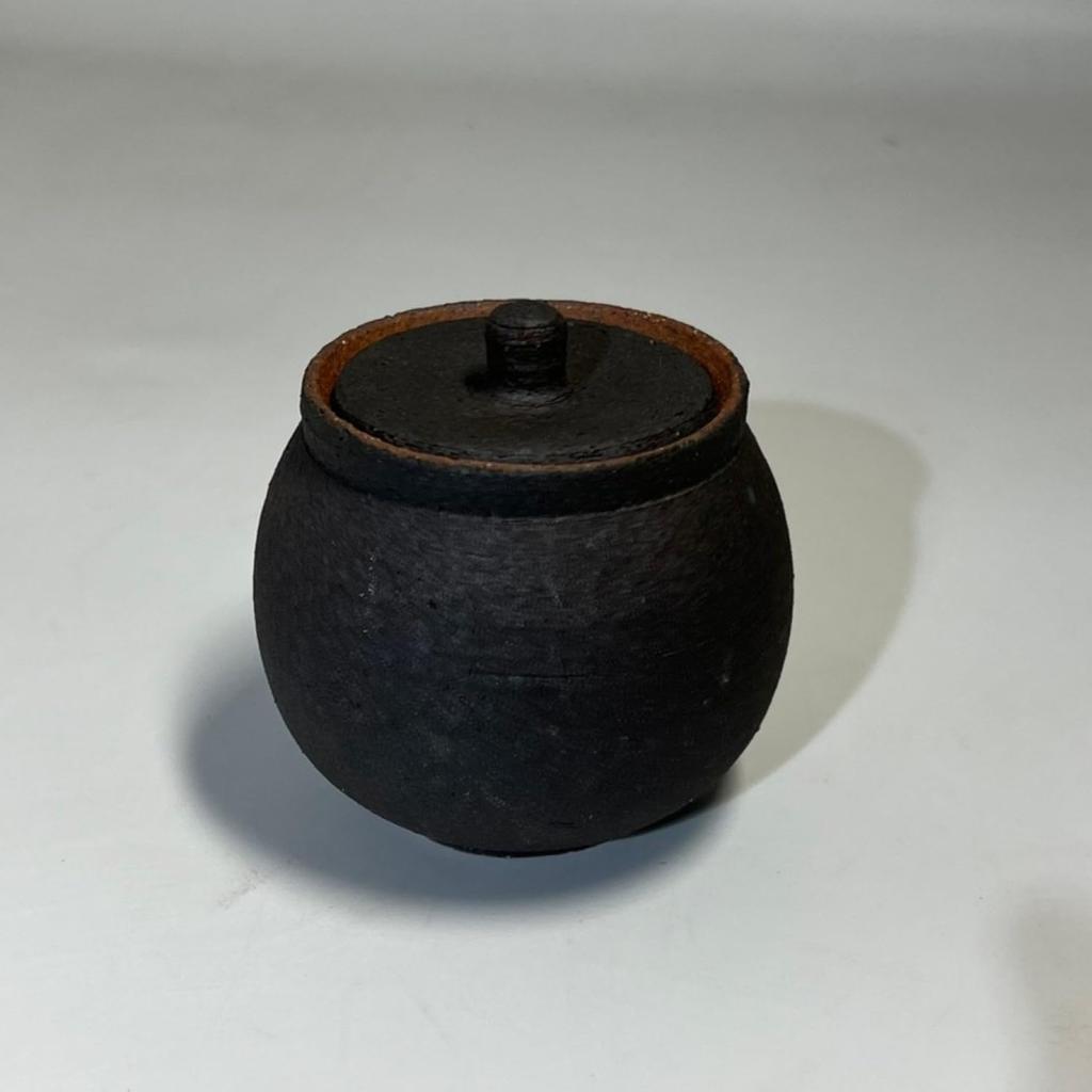 Nihon Tosai Salt Pot (Small, Black)