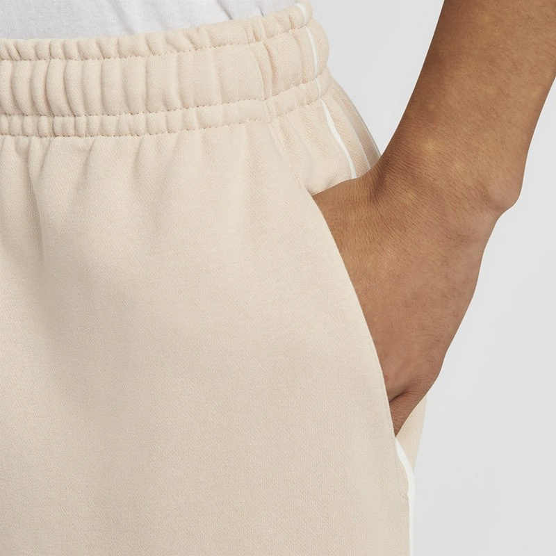 New Nike Sportswear Club Casual Shorts Men's Sand Pile White HQ1642-126