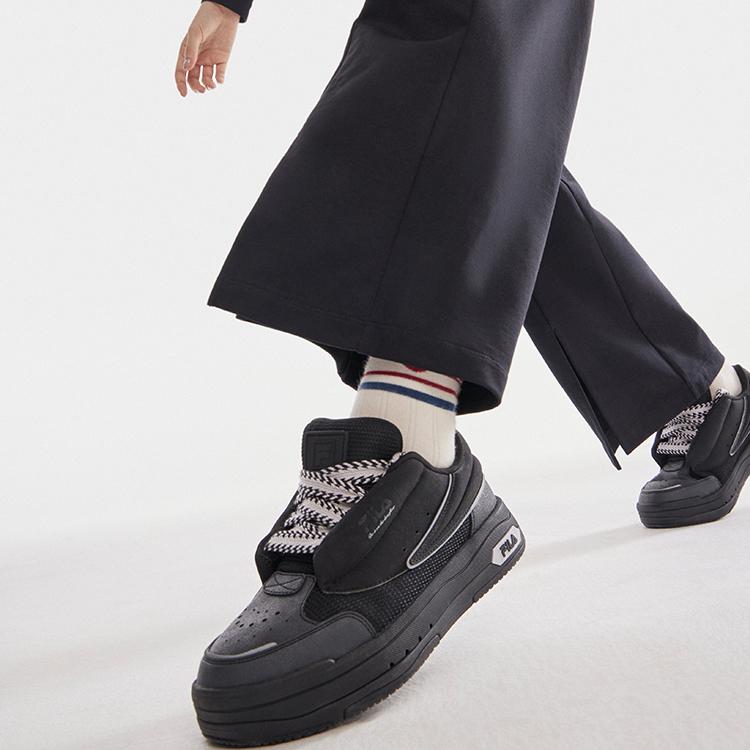 FILA Mix Dance Shoes Low Top Skate Shoes Women sneaker Deep-Black F12W314203FBK