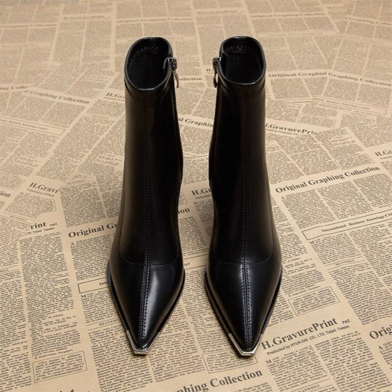 Fashion High Heels Women Ankle Boots Pointed Toe Fashion Designer Shoes Chunky Luxury Dress Winter Boots 2025 New Sexy Pumps Mujer Botas