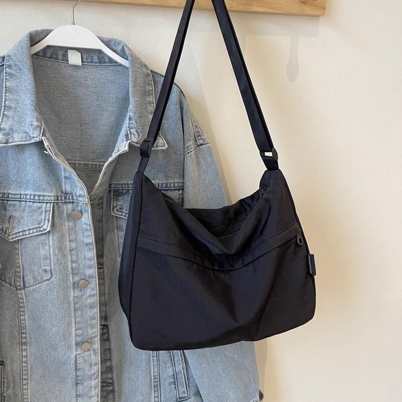 

Женская холщовая сумка кроссбоди большой вместимости для весны/лета - Повседневная и универсальная для студентов 34cm x 25cm x 14cm