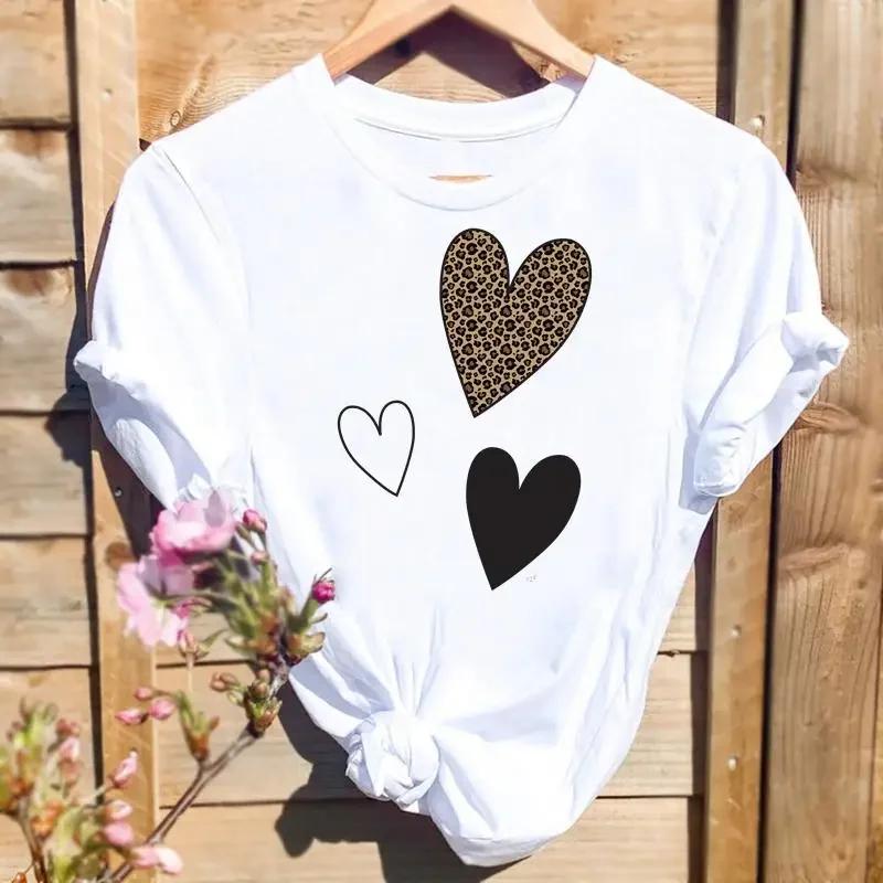 Ženy Tričká Leopard Love Heart Print Móda Grafika T Top Krátky rukáv 90. roky Roztomilé jarné letné tričko Dámske tričko s tričkom