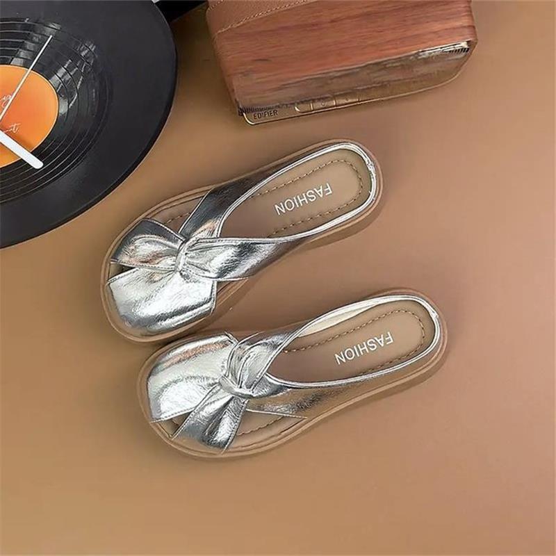 

French thick-soled silver bag head half-drag women s summer wear 2025 new soft-soled non-slip with skirt lazy cool slippers 40