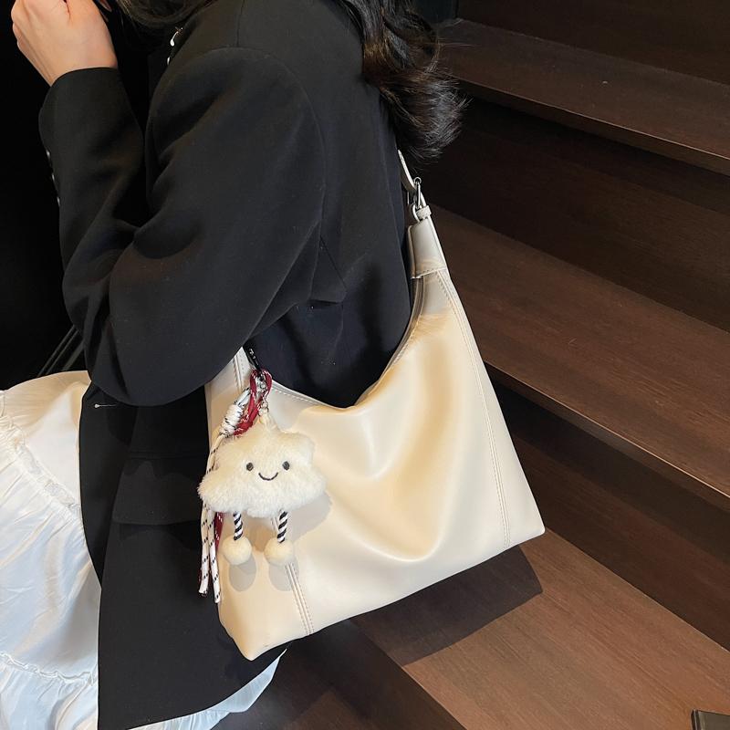 Tote Bag Commuter Large Capacity Shoulder Bag Women's Chains Crossbody Bag
