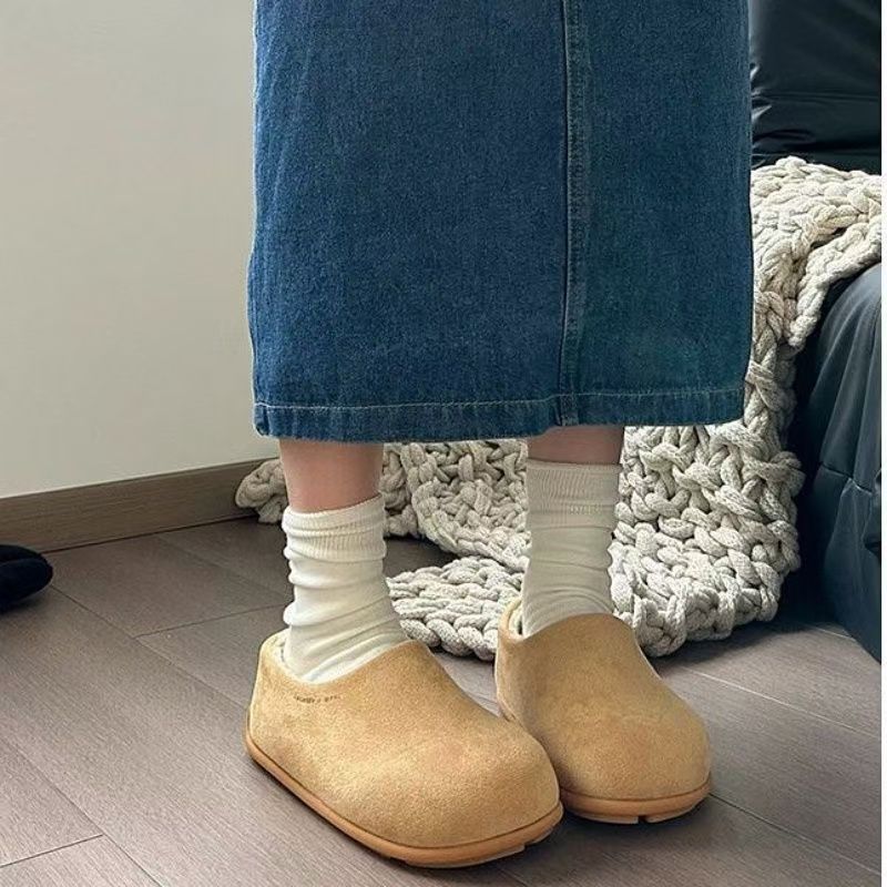 

Thick-bottomed Birkenstock slippers women s summer wear high-end sense Baotou 2025 new Internet celebrity ugly cute niche design slippers 35