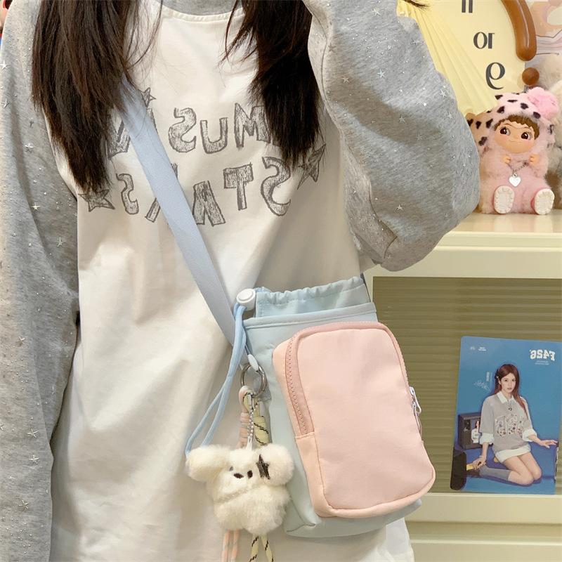 Dopamine contrasting small bag women's new commuter messenger bag outdoor cycling yoga sports water cup bag shoulder bag