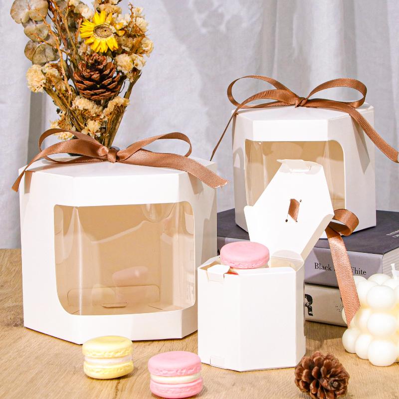 10 Pezzi Scatole per Torta Sacchetti di Carta Confezionamento Scatole Esagonali per Caramelle con Finestra Trasparente in PVC Scatola Regalo di Compleanno Confezioni per Dolci