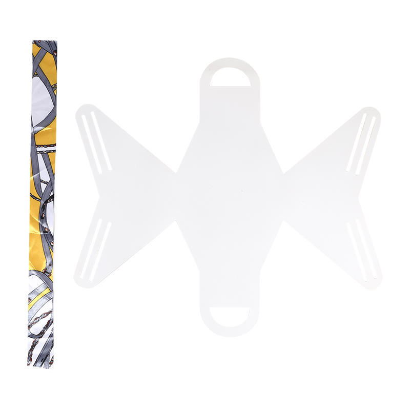 5pcs Ribbon Cutting Pattern Slightly Random Handbag Candy Bag Happy Candy Bag Empty Box