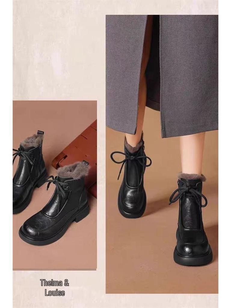 Women's Winter Thick-Soled Martin Boots – British Style, Fleece-Lined, Lace-Up Ankle Boots for Warmth in Snow, Available in Black and Brown.