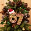 Weihnachtsanhänger Acryl Lebkuchen Zahl 67 Anhänger mit Hut Festliche Weihnachtsbaumdekoration Weihnachtsgeschenk