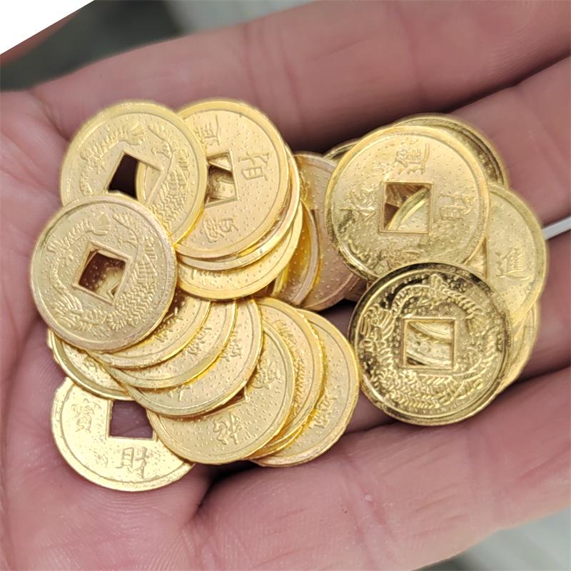 

Набор золотых медных монет из сплава для богатства и процветания - Мини-монета и аксессуары для фоторамки (1,0 см, 1,5 см, 2 см, 2,4 см)