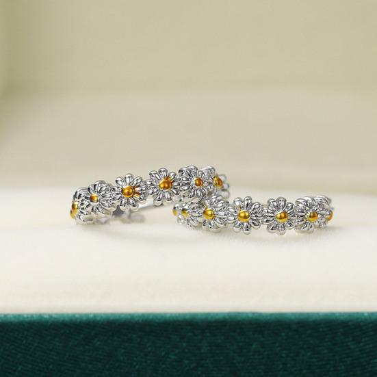 1 Pair Women Earrings Round Circle Decoration Not Easy To Fall Off Elegant Dainty Glossy Round Hoop Earrings Women Jewelry