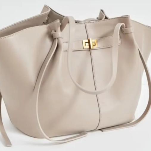 Lightweight and Spacious 2026 New Wing Bag Women's High-End Style Handbag Commuter Mom Tote Bag