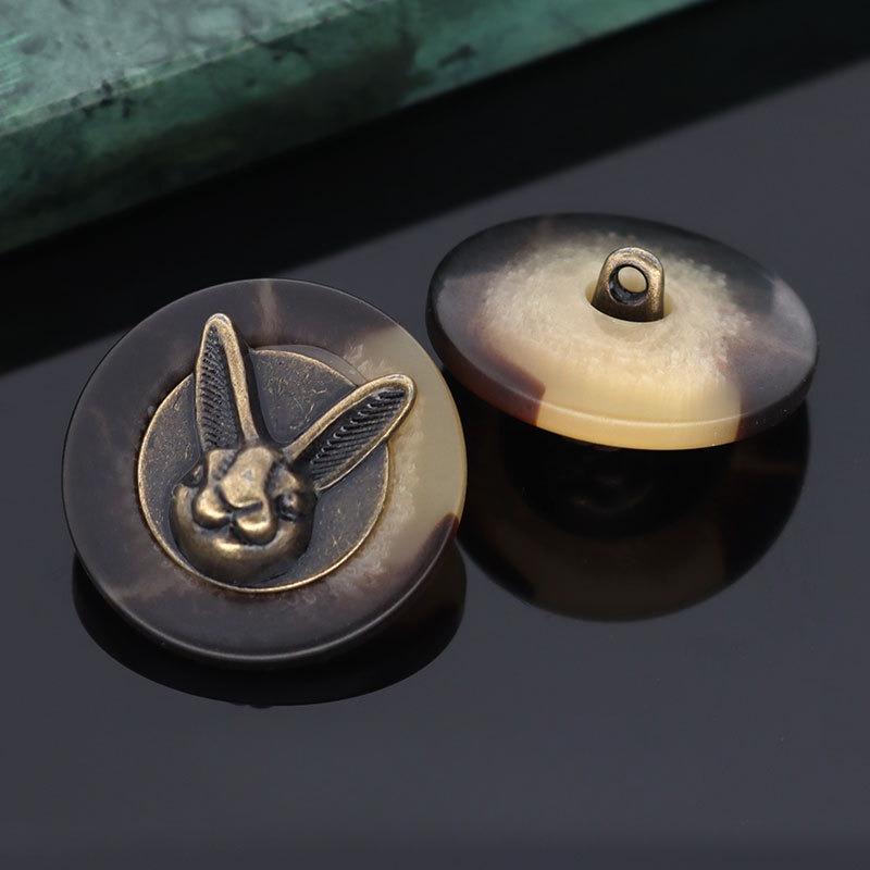 6 Pcs 25mm Vintage Copper Rabbit Head Decorative Buttons, Antique Brass Finish with Black Accents, Large Shank Metal Buttons for Clothing, Hats