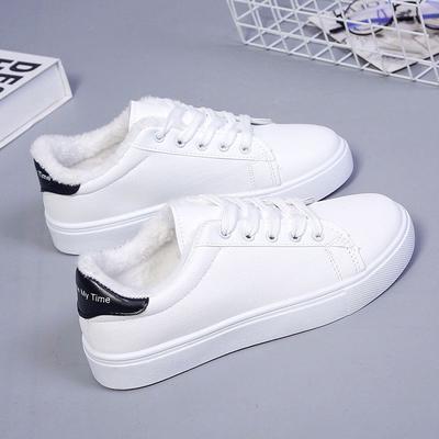 Fleece katoenen schoenen damesschoenen witte schoenen 2025 nieuw winter student Koreaanse versie van veelzijdige platte casual schoenen warme board schoenen dames