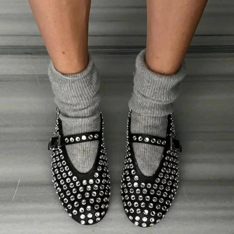 Dámské nové jednobarevné boty s nýtky z kamínků Dámské 2025 Kulatá špička Dutá přezka na opasku Pohodlné ploché taneční baletky Mary Jane boty