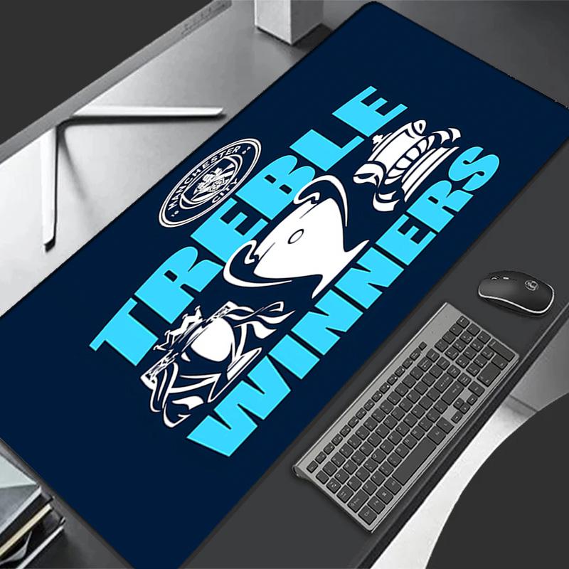 Manchester City Fußballclub Thema Premium Rutschfestes Mauspadd mit Genähten Kanten, Strapazierfähiges Gummi-Material, für Schreibtisch & Gaming Tolle Geschenke