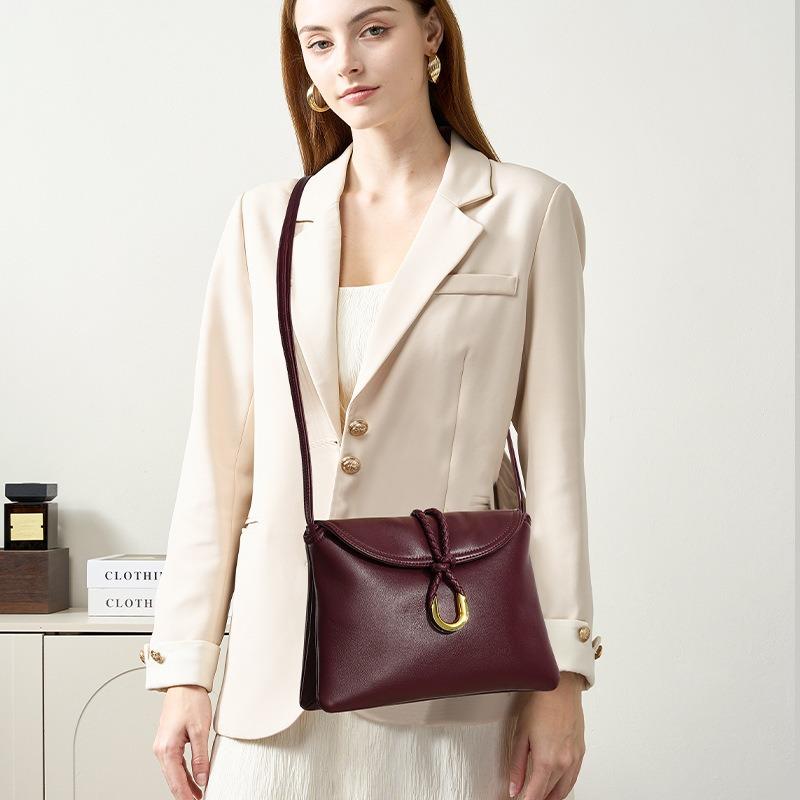 Women's Versatile Handbag Women's Exquisite Women's Premium Messenger Bag Handheld Commuter Girls Premium Shoulder Bag