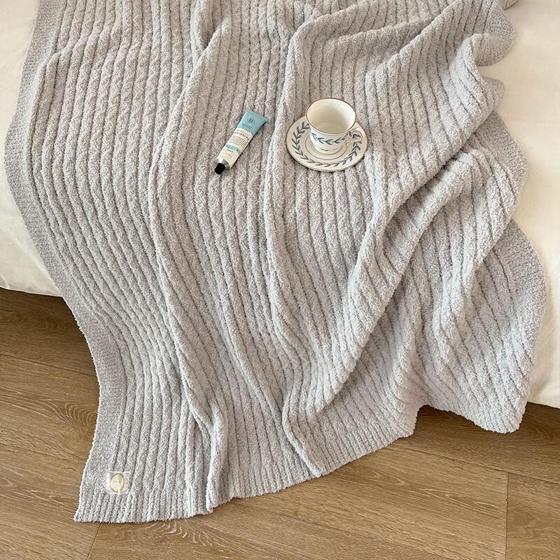 UOSU Knitted Multi-purpose Throw Blanket