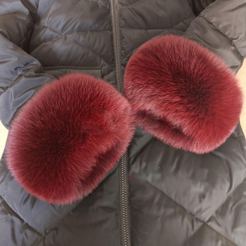 Real Fox Fur Cuffs Arm Warmer Winter Plush Windproof Women Wrist Cuff Sleeves Gloves Pompom Bracelet Wristband Sleeves Accessory