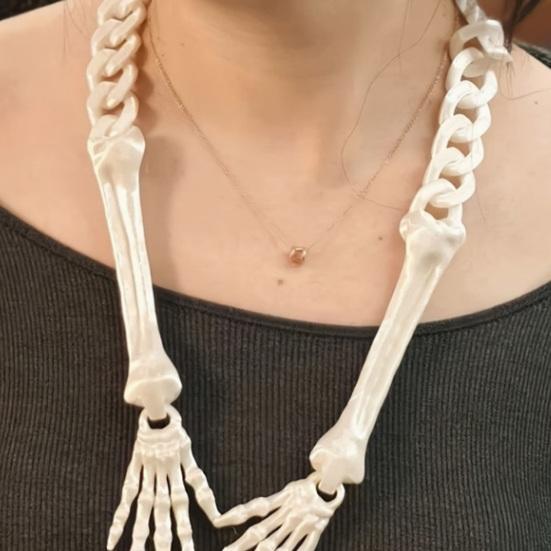 Halloween Gothic Skeleton Hand Necklace, Punk Cosplay Skull Claw Palm Choker, Halloween Costume Jewelry for Men Women