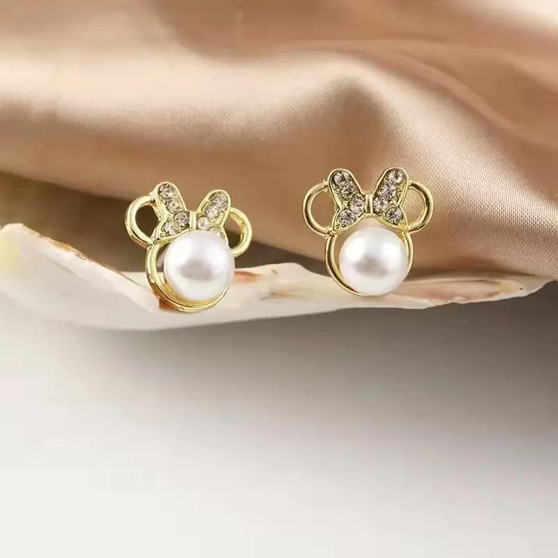 Exquisite Minimalist Butterfly Pearl Stud Earrings for Women