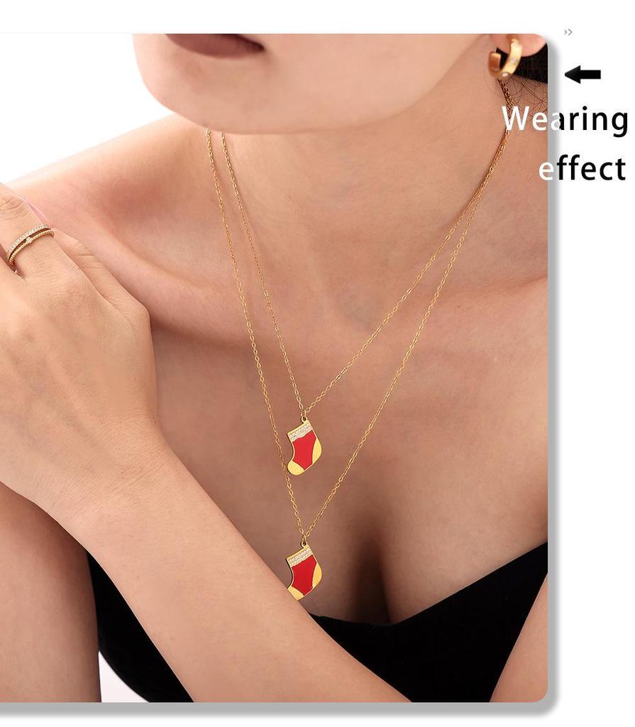 Mi Duoduo Christmas Gift: Cute Red Socks Pendant Necklace with Zircon, Gold-Plated Stainless Steel