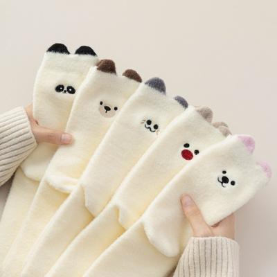 Plush Socks for Girls In Winter, Thickened and Embroidered, Cute Cartoon Girls' Socks, White Bear Warm, Piled Long Socks