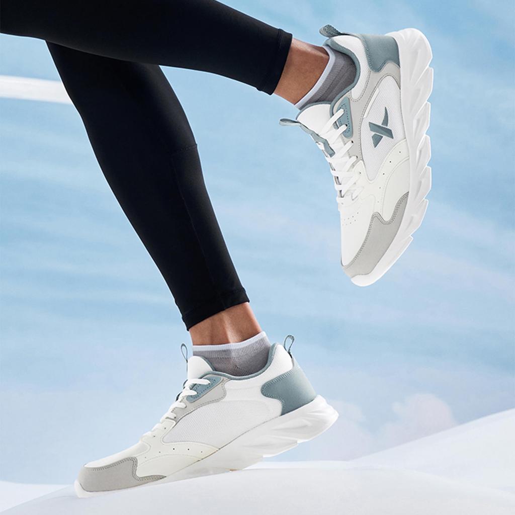 Soft and Running Shoes for Men [XTEP] Comfortable, Damping, Non-slip, Wear-resistant, Low-cut