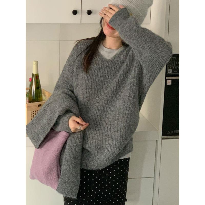 

Retro v-neck with scarf sweater women s autumn and winter simple casual style large size jumper knitted sweater One size серый