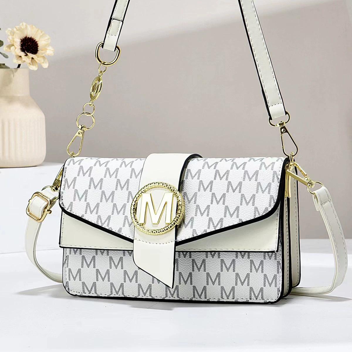 Women s Daily Companion Simple Crossbody Bag Classics Elegant Portable Shoulder Bags 1990₽