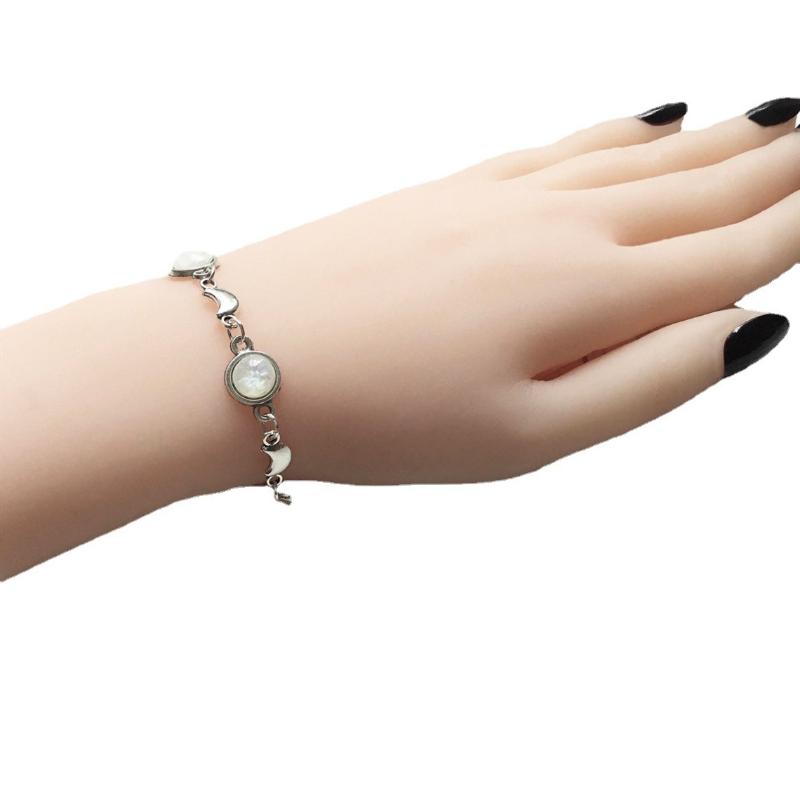 Серебряный браслет шарма луны цвета — фото 2