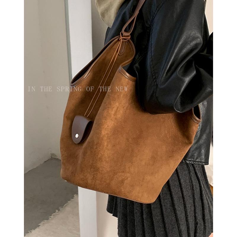 Sac cabas bandoulière grande capacité style rétro pour femme, collection automne/hiver 2025