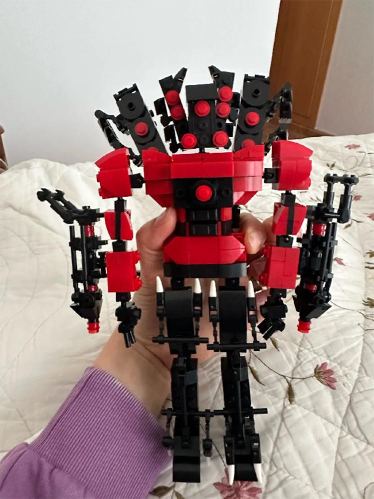 New Skibidi Toileted Titan Skibidi Clock Man Upgrade Building Blocks TVman Speakerman Figures Assembly Toys for Kid Xmas Gift