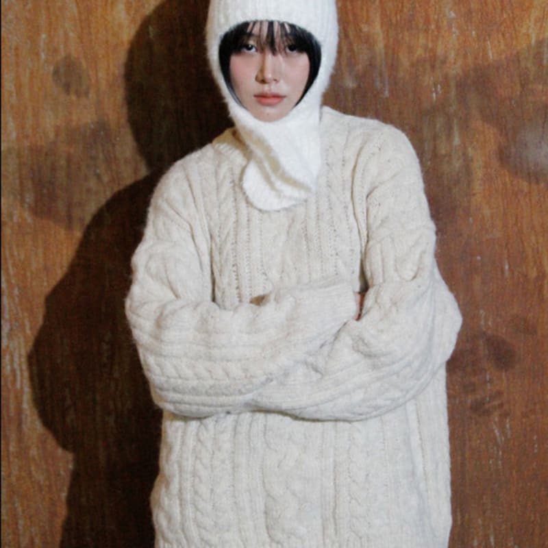 The GREATEST Button Muffler Beanie Ivory