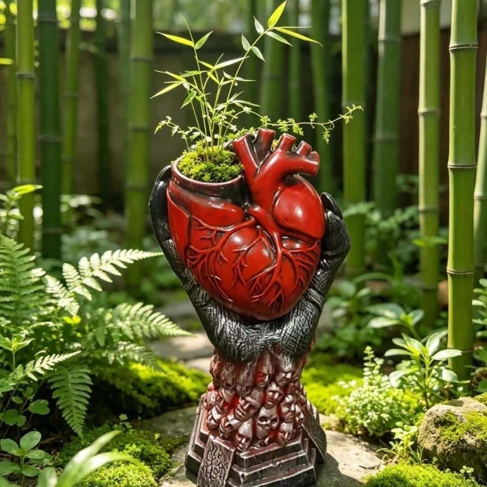 Gothic Style Resin Vase Heart-shaped Flower Pot Heart-shaped Vase Halloween Gift