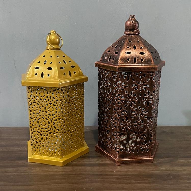 Middle East Arab Metal Vintage Hanging Lamp Hollowed Iron LED Lanterns Battery Operated Home Table Centerpieces Decors