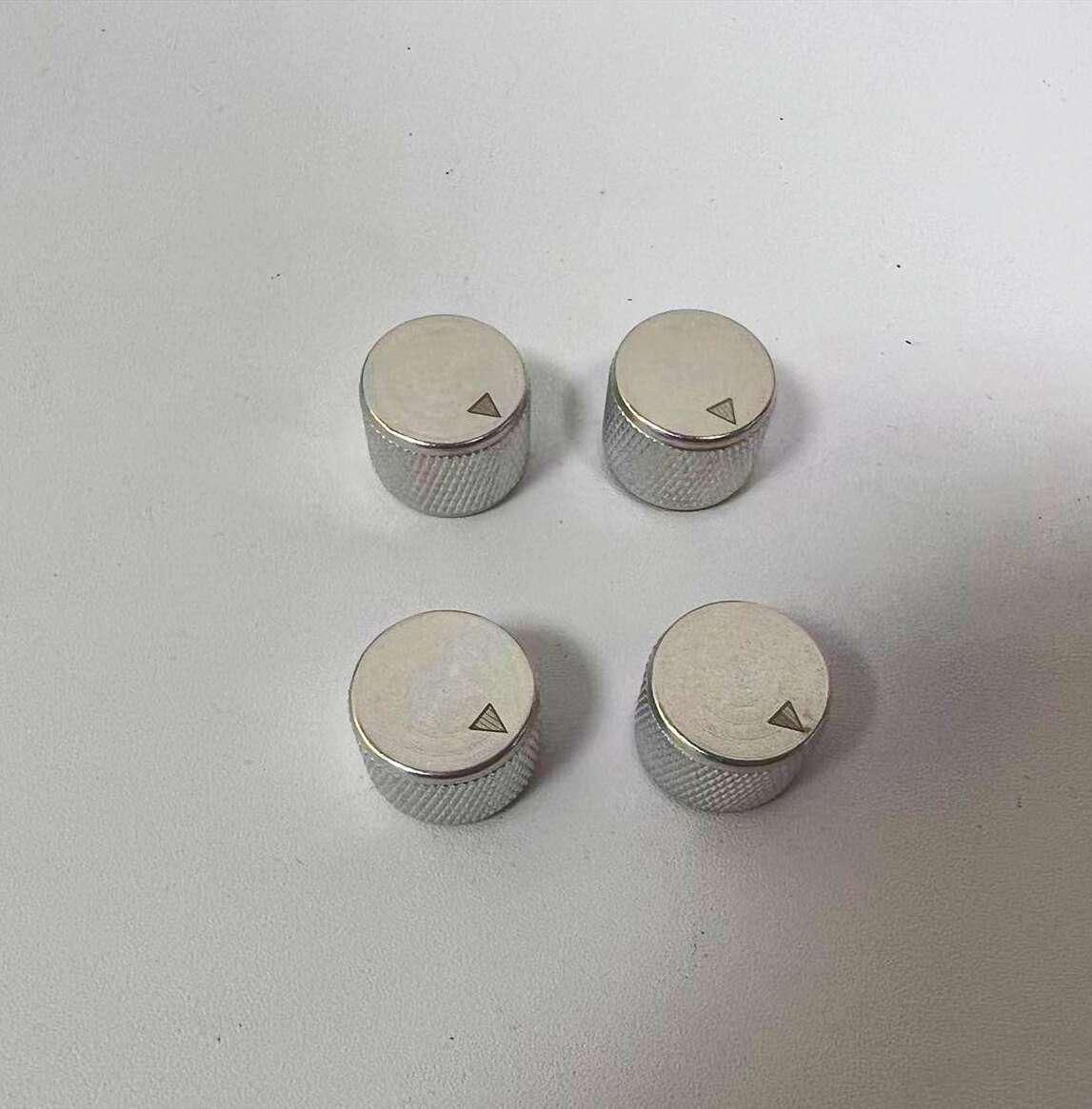 Алюминиевая ручка регулировки громкости аудио в елочку Small 1 Pack