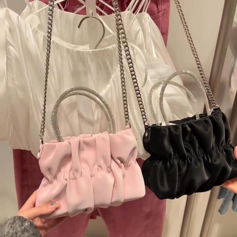 Macaron Small Fresh Portable Messenger Bag Female, Summer New Fashionable Versatile Pleated Cloud Chain Bag