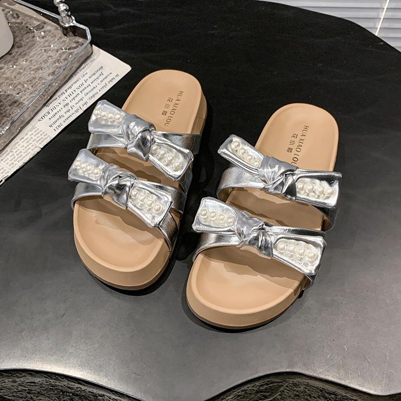 Gentle bow beautiful cool slippers women's summer wear 2025 new with skirt beach soft flat bottom one-word slippers