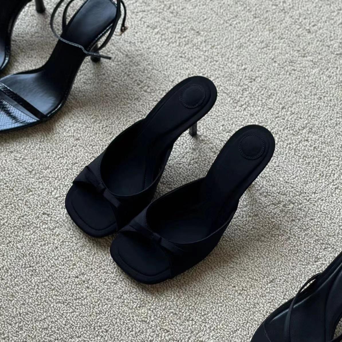 

2025 summer new open-toed stiletto bow, versatile temperament with skirt, beach one-pedal sandals 35