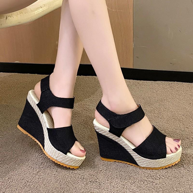 Women's Platform Wedge Peep-Toe Sandals with Round Toe High Heel for Outdoor Wear